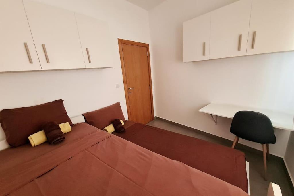 Cozy Inside.City & Beach Outside Apartment Sliema Bagian luar foto