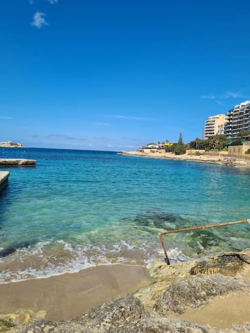 Cozy Inside.City & Beach Outside Apartment Sliema Bagian luar foto